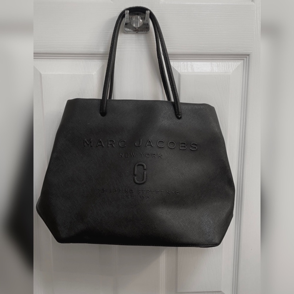 MARC JACOBS East West Leather Tote